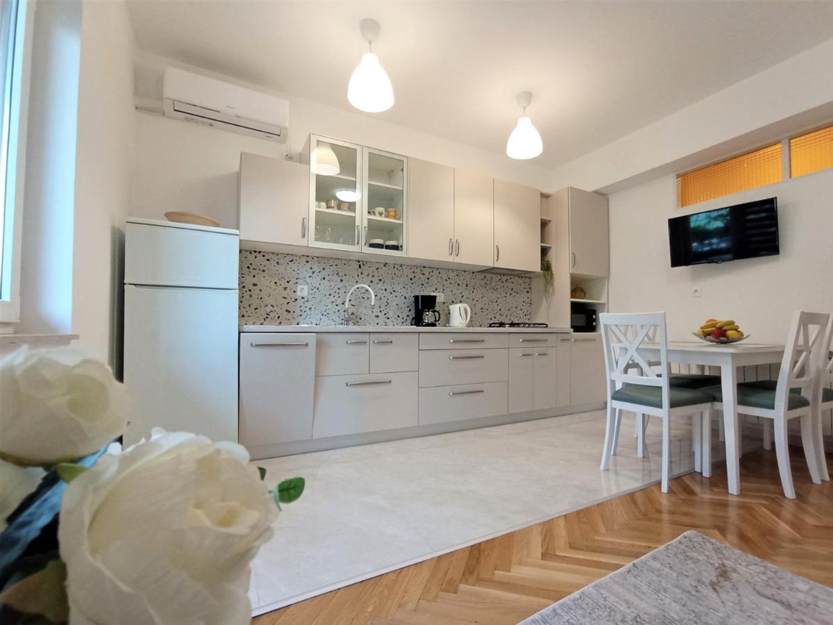 Appartamento Vladimir 4+1 Crikvenica Esterno foto